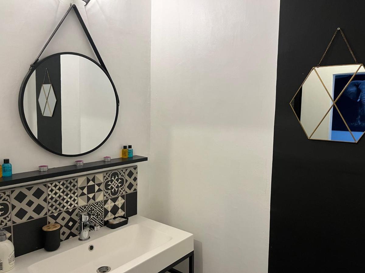 L'Eden - Joli Studio En Centre Ville Nîmes Dış mekan fotoğraf
